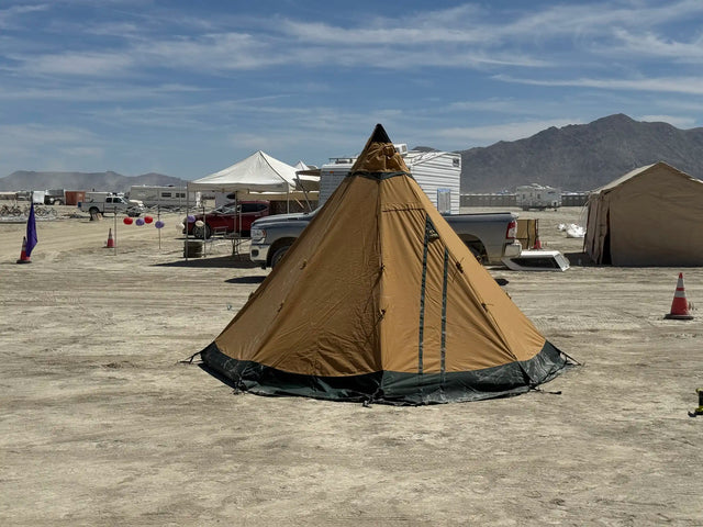 Från damm till sand, från Black Rock till den arabiska öknen